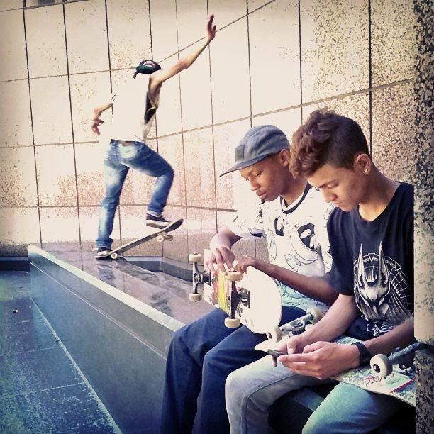 Skater,Rapper,Swanker,Fashion freak and a Ninja that you can't tell :)