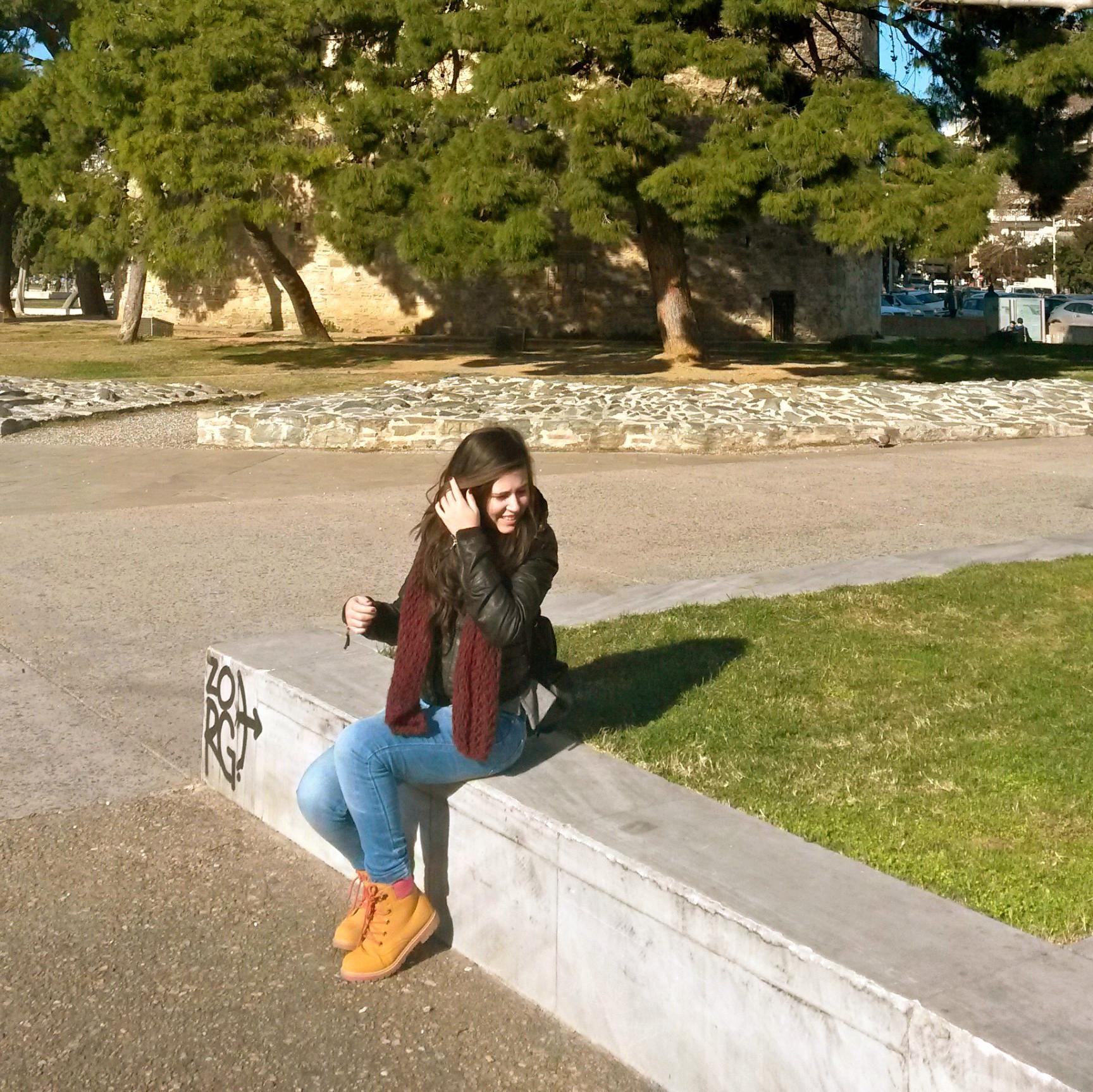 rialouk's profile picture. 