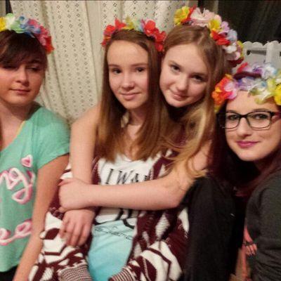 XdNessa's profile picture. 13