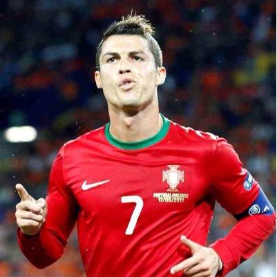 TheSofaPundits's profile picture. Our football opinions from the comfort of our sofa. Pogba fanboys. CR7 lovers. Football enthusiasts. Writers for @TheFballReview, @TacticalEurope & more.