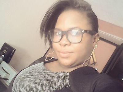 wealthymi's profile picture. 