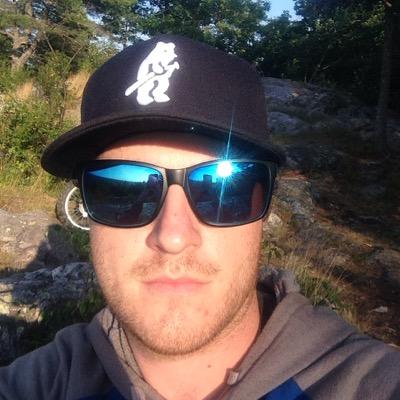 simmonsc18's profile picture. 