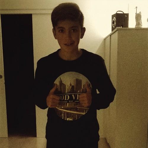 13ans fais du foot a Gignac et aime le rap américain en particulier JUSTIN BIEBER ❤ et ma meilleure amie c'est lpb et c'est tt