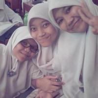 ayusndrsh (@krstnawhyusndrs) 's Twitter Profile