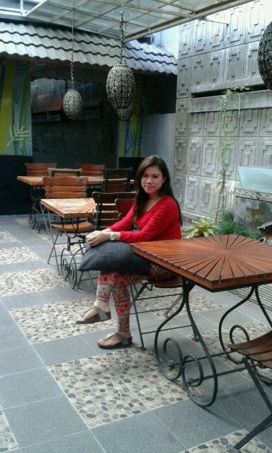 D3 Economy. Finance and Banking, student at the Islamic University of Indonesia (UII) from Pandeglang-Banten.