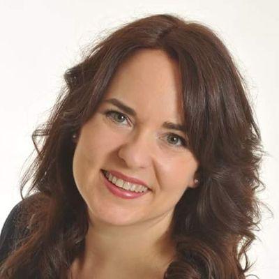 DrJulie4LEAN's profile picture. 