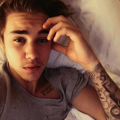 Justin but you can call me jay RP|engaged to my beautiful @faking_selly | Sara and Barbara are my girls❤️i love barb with all my heart❤️ sara is my princess❤️