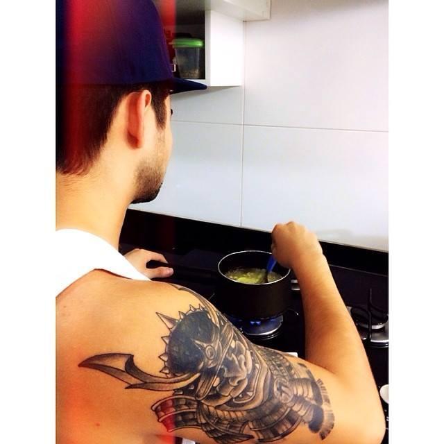 TonVinii's profile picture. 