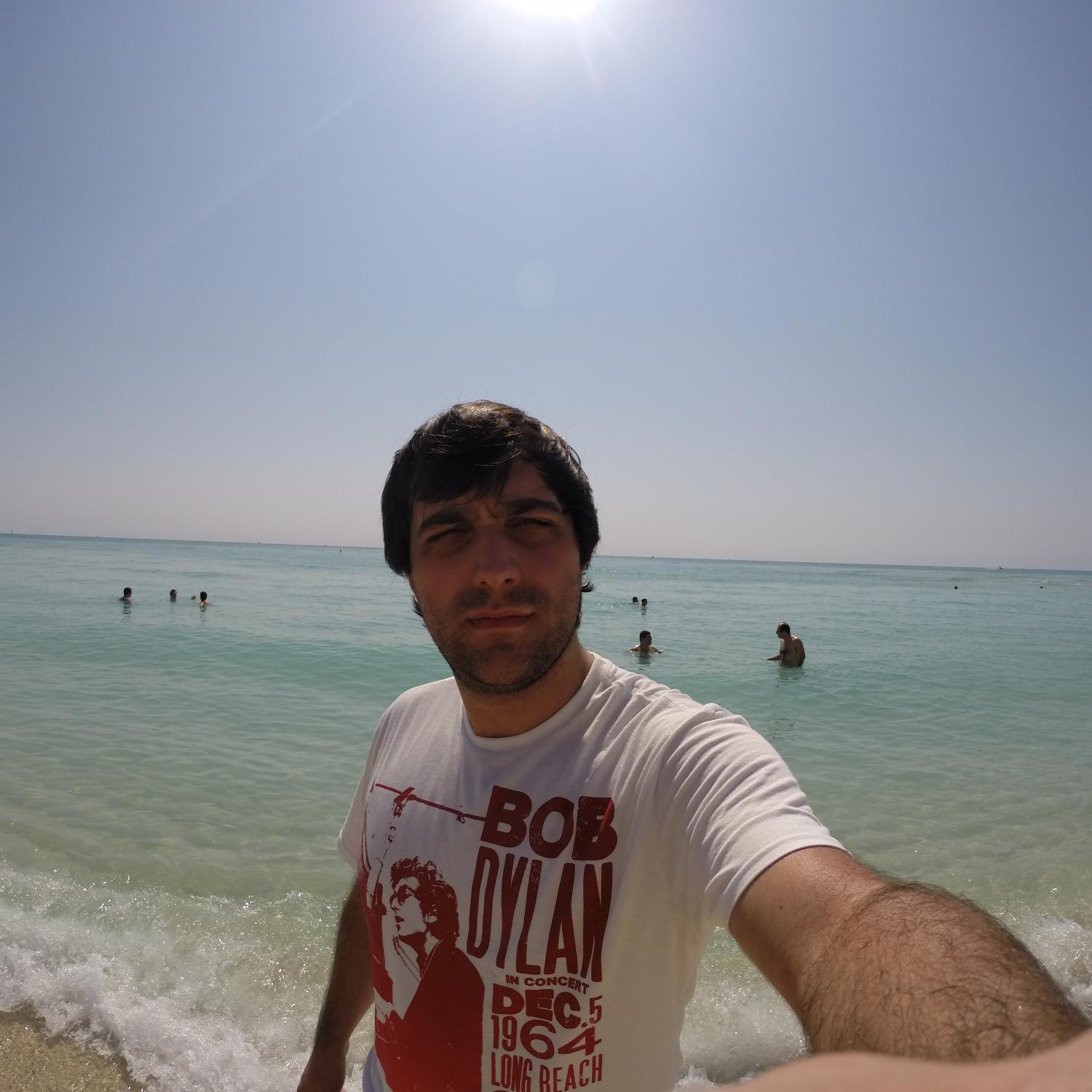 marcofrojas's profile picture. 30 anos, analista de infraestrutura, baixista, criador do site: https://t.co/aUvGAvmZSj