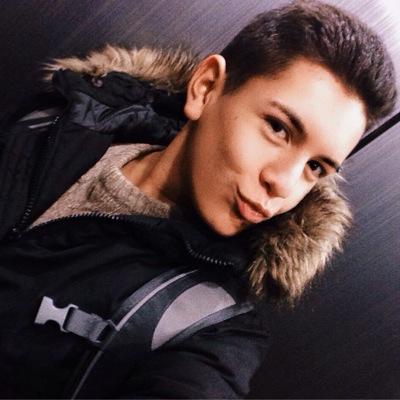 Anthony makes me smile♥︎