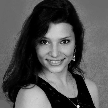 DesignLab_lo's profile picture. designer produit - photographe - designer graphique