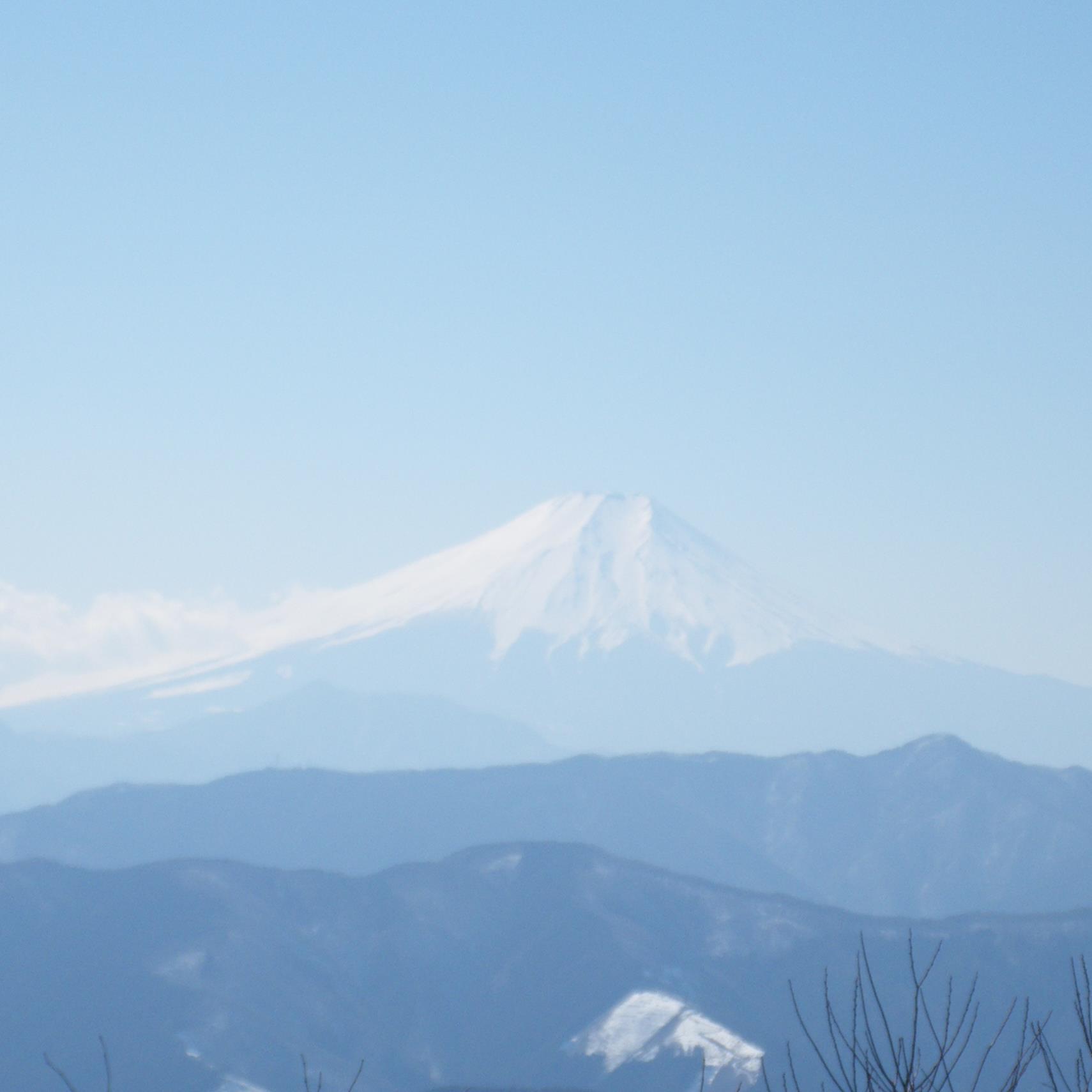 山が大好き、お酒が大好き、？？も大好き。そんな貴方の山行のおつまみ。ただいま会員募集中！？