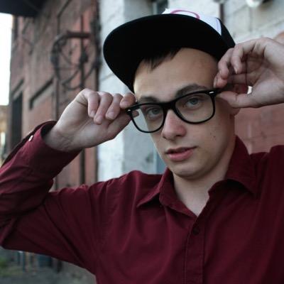 kabina_ellery's profile picture. When life hands you lemons, fuck it eat em raw!