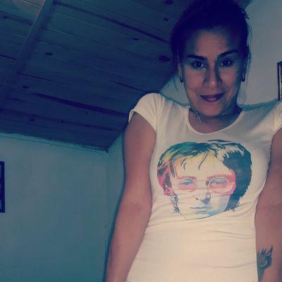 Dormir cada dia c la paz interior y la tranquilidad de saber q disfrutaste todo lo q uno ama.