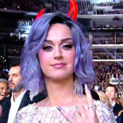 giftofperry's profile picture. http://t.co/doMmNAMB7v