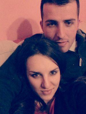 VlaLona's profile picture. 