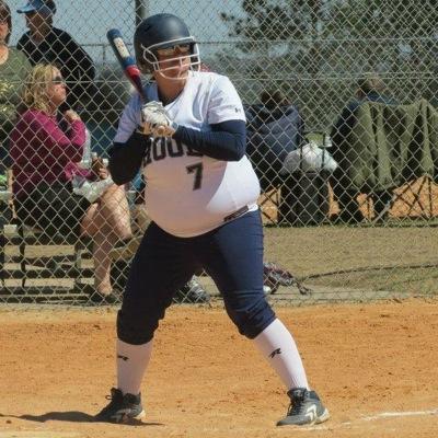 Living life one day at a time... | Country Girl | Phil 4:13 & Luke 1:37 | X XIX MMXIV | Softball it's more than just a game | Hood College '17 | #hcsoftball