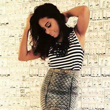 Tudo pela Cantora mais Perfeita desse Mundo