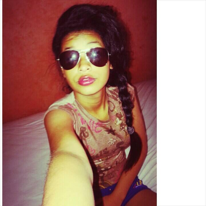 Insta;Kiag_23
sigeme y Te Sigo
Fb Karla AraUuZ   
Si Dios Con Migo Qien Contra Mii♥