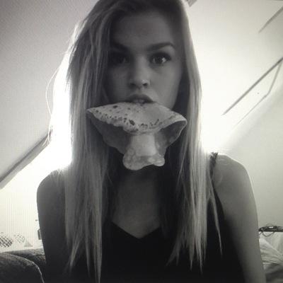 Jose_juste's profile picture. plz follow on instergram: josefine_justesen