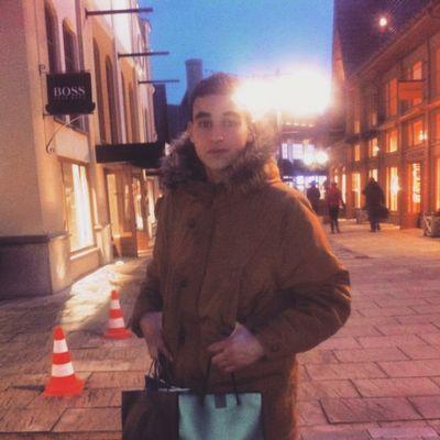 megdour1996's profile picture. 