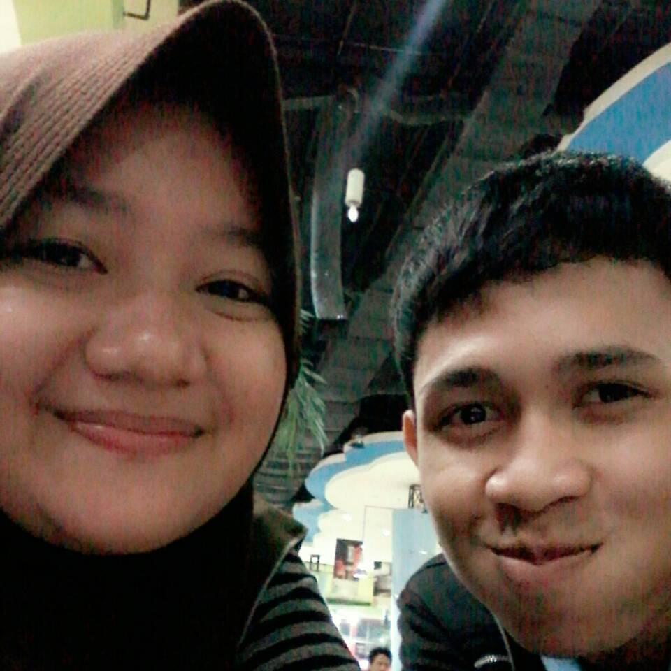 SMS_Lakyuu's profile picture. Selalu Mengalah buat Hal yang mungkin ga akan pernah bisa berubah...dan slalu nunggu dan yakin kalo dia pasti berubah.tah kapan itu :) #ViscaBarca ♥MS♥