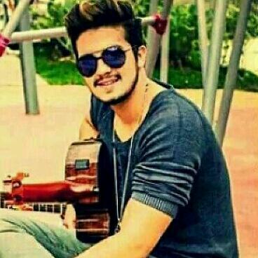 E mesmo que eu possua a maior força do mundo, você sempre será meu ponto fraco.Luan Rafael Domingos Santana♡♥