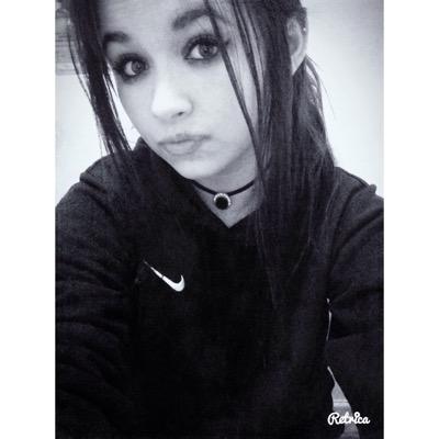 I love singing and rapping, would love to start my own band✌️