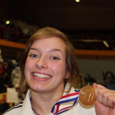 Larissa Groenwold Profile