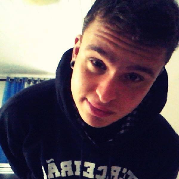 jojo ,jo,stitch,stifler ou jordan mesmo haa