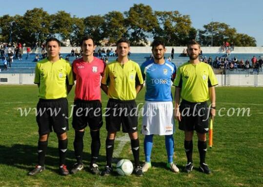 Nivel 17. El Puerto de Santa Maria. Árbitro de fútbol.