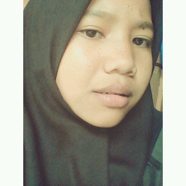 i'm Imel 28 Desember 2000 :)