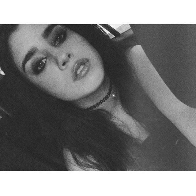 « ».#FlashBxckFam