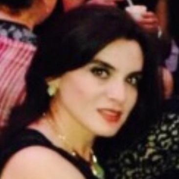 Dora de la Garza