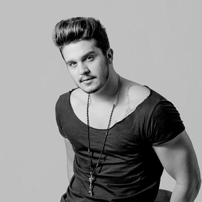 @luansantana ♥ Fc desde: 15/07/2013 Esperando o momento certo ♥ Te amo Luan Rafael ♥☺