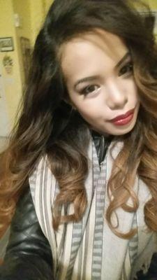 heynikki05's profile picture. makeup. food. travel. movies.