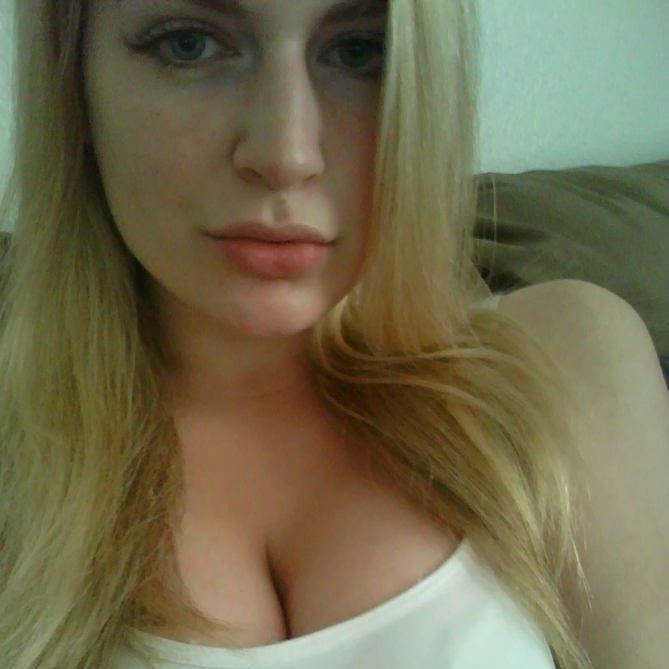 CriteserJ's profile picture. Like Me Or Hate Me...You Can't Judge Me.