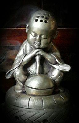 ragcheun's profile picture. 一切唯心造일체유심조,.모든 것은 마음의 반영(그림자)이다.().一心不生일심불생 萬法無咎만법무구,.한 마음이 나지 않으면 만 법이 허물 없느니라,.When the mind exists undisturbed in the Way,nothing in the world can offend,.