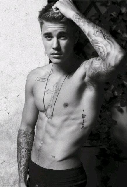 I love @justinbieber. Follow me I follow back. I'm not a real this is a Parody account. Go to follow the #African world star music @DrLilDee . #Belieber #J