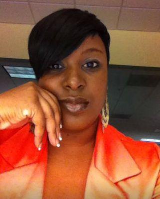 symphonee330's profile picture. 