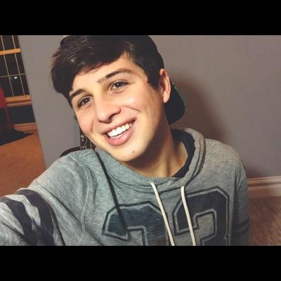 LOVINLAYNE's profile picture. main- @usuallylandis ❤️❤️