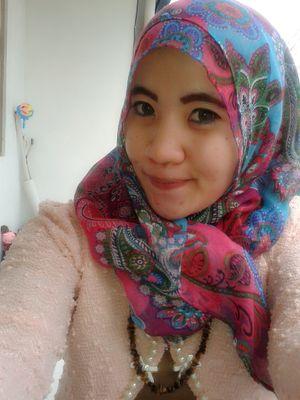 mollybhontod's profile picture. 