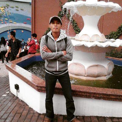 al_afieef's profile picture. kesuksesan suami berawal dari doa sang istri