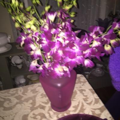 KcaveKim's profile picture. 