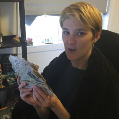 Avid Toronto Raptors fan, kick-ass project manager and mom of two.