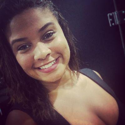Whatsapp 97019-3841 # Que a minha loucura seja perdoada
Pois metade de mim é amor 
E a outra metade também.... 
Carioca / Peixes♓ / Paz e amor .. haha ❤