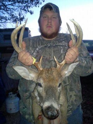 Country boy that plays xbox. Copenhagen is all I chew. GT: SlamminMallards (Xbox 360)