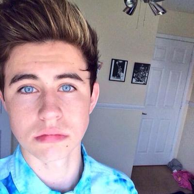 GriersBombAf's profile picture. 