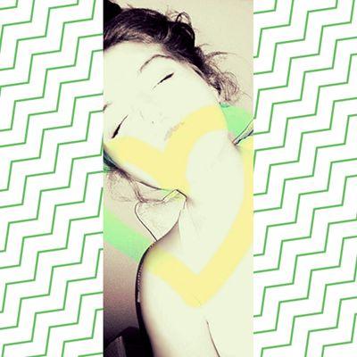 dani_jo13's profile picture. 