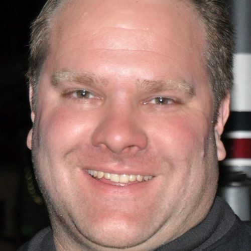 Sloughing's profile picture. The Computer Guy